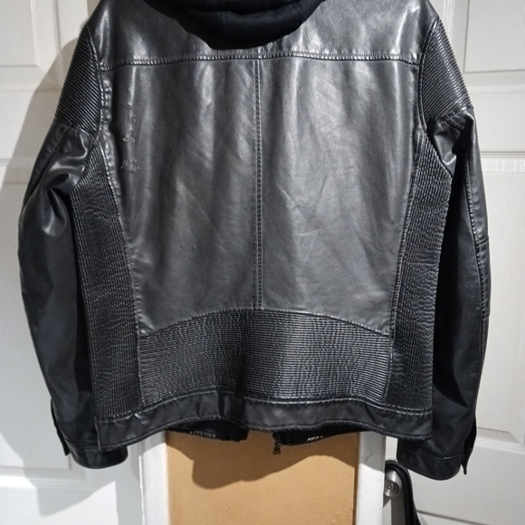 Express Men's Leather Motorcycle Jacket w/Hoodie Insert. Size L - Picture 8 of 16